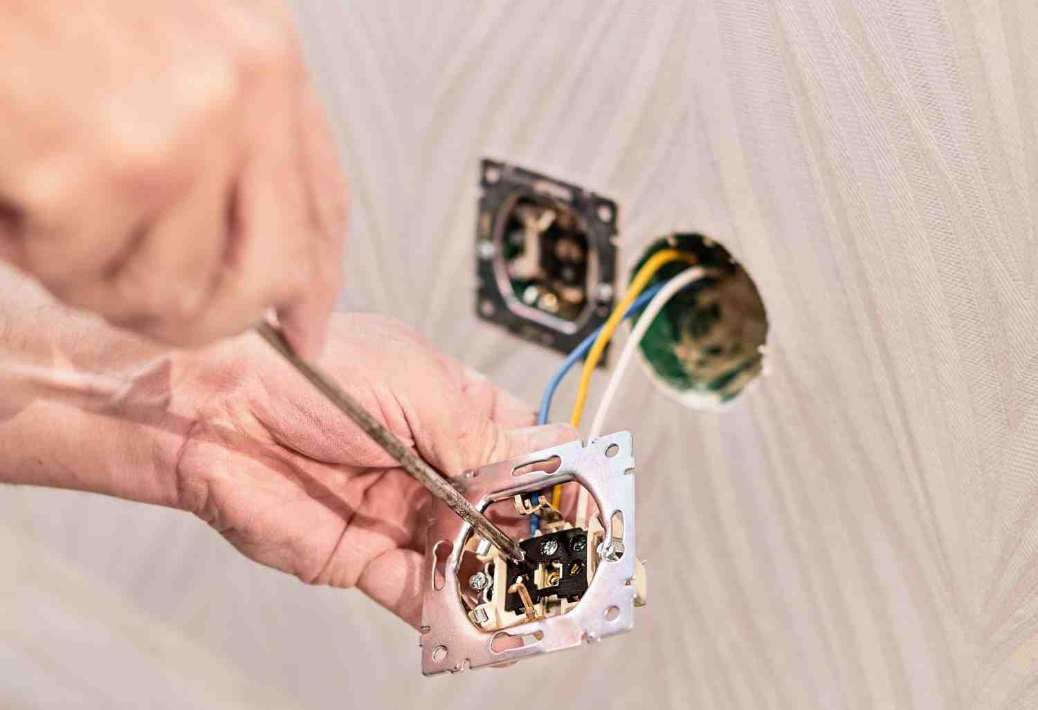 OS Energy Elektirim Arıza ve Bakımı servis görseli